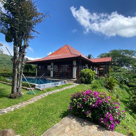 Tropical Balinese Villa Atenas Escobal Esterno foto